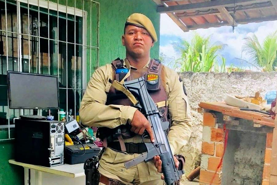 Ssoldado da Policia Militar da Bahia Laercio Maia Santos 31 anos estava lotado na 87a CIPM em Teixeira de Freitas