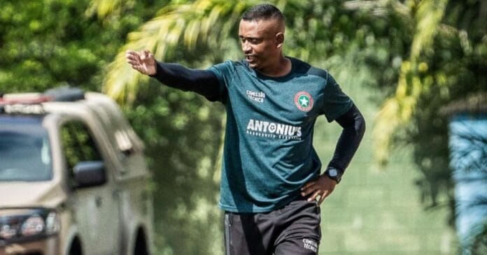 tecnico-do-estrela-de-marco,-junior-nogueira-analisa-campanha-da-equipe-no-baianao-sub-20