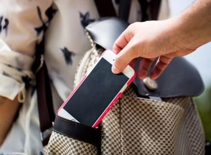 celular-seguro-completa-seis-meses-com-media-de-316-bloqueios-por-dia