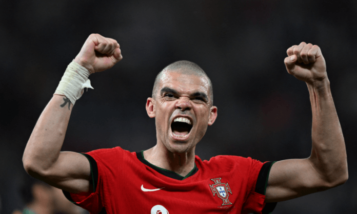 aos-41-anos,-pepe-se-torna-o-jogador-mais-velho-da-historia-da-euro