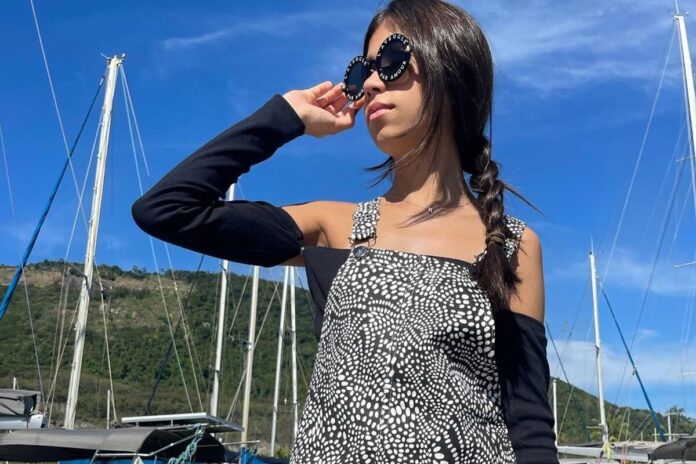 helena-strada-recebe-famosos-em-festa-de-aniversario