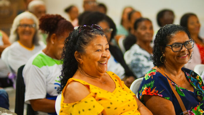 prefeitura-de-prado-promove-palestra-sobre-direitos-dos-idosos