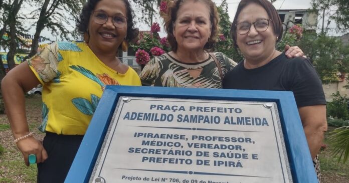 ex-prefeito-baiano-e-homenageado-com-placa-em-praca