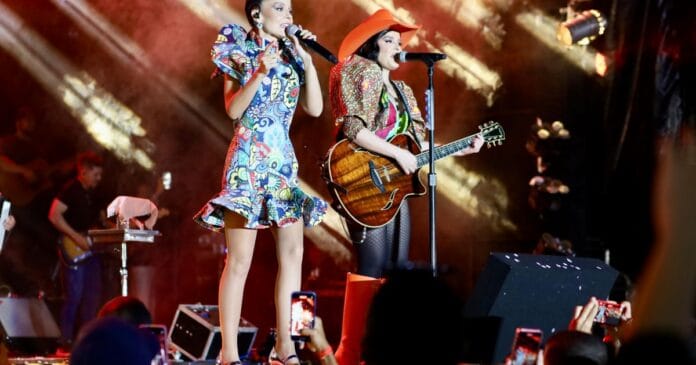 maiara-e-maraisa-embalam-publico-no-terceiro-dia-de-sao-joao-de-santo-antonio-de-jesus