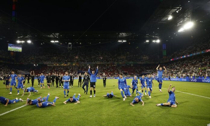 eslovenia-empata-com-inglaterra-e-se-classifica-pela-primeira-vez-para-oitavas-da-eurocopa 