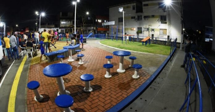 cinco-novas-pracas-sao-entregues-pela-prefeitura-de-salvador,-em-cajazeiras-xi