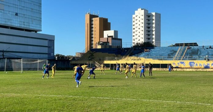 grapiuna-e-colo-colo-empatam-no-mario-pessoa-e-seguem-invictos-na-serie-b-do-baianao