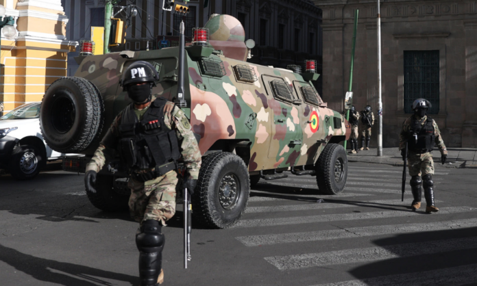 presidente-da-bolivia-anuncia-novos-comandantes-militares-apos-tentativa-de-golpe