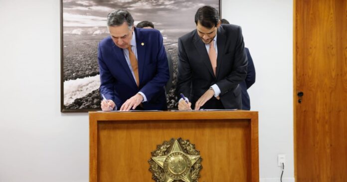 cnj-e-agu-firmam-acordo-de-cooperacao-tecnica-na-area-de-precatorios