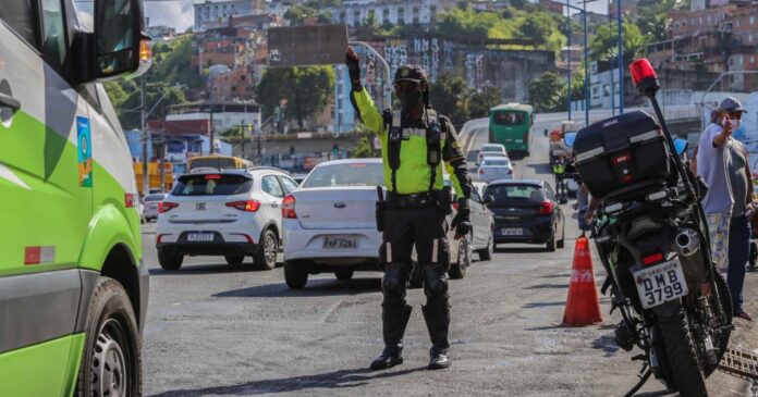 transito-tem-alteracoes-em-diferentes-localidades-de-salvador-entre-sexta-e-terca