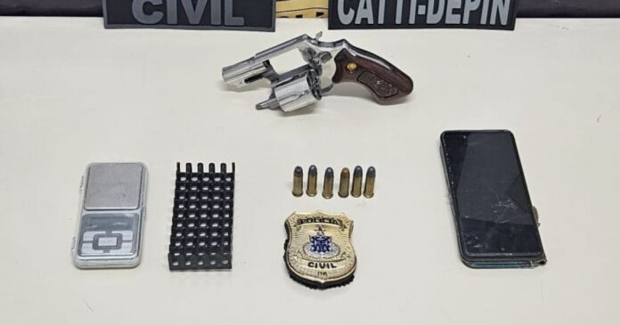 suspeito-de-integrar-grupo-criminoso-e-preso-em-flagrante-do-medio-rio-de-contas