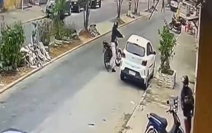 rj:-mulher-e-vitima-de-tentativa-de-homicidio-e-leva-5-tiros.-video rj:-mulher-e-vitima-de-tentativa-de-homicidio-e-leva-5-tiros.-video