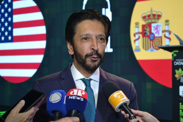 nunes-fica-fora-de-placa-de-obra-e-recusa-ir-a-ato-de-lula-com-boulos