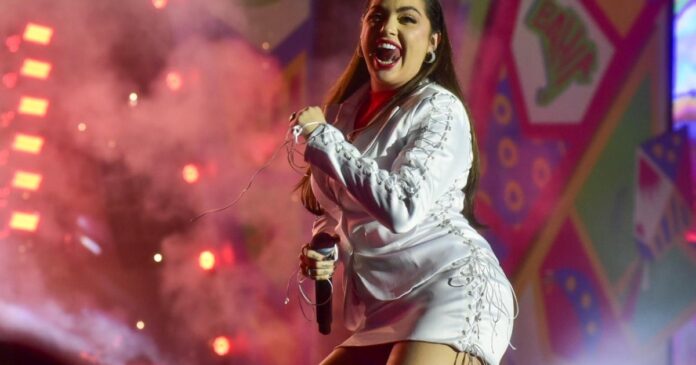 raphaela-santos-comenta-sobre-rotina-de-apresentacoes:-“estamos-com-quase-cinquenta-shows”