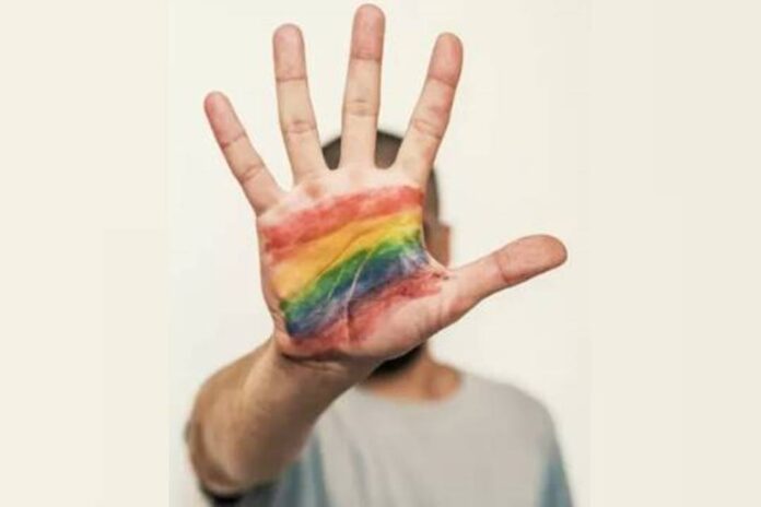 df-registra-tres-ocorrencias-ao-dia-por-crime-de-homotransfobia