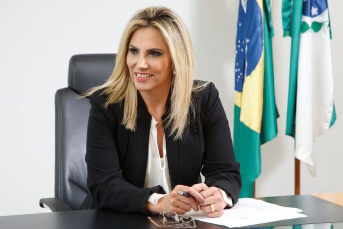 ex-governadora-do-pr-por-8-meses-pede-no-stf-aposentadoria-vitalicia