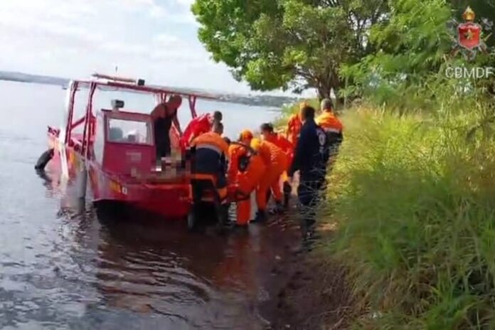 homem-de-29-anos-fica-submerso-por-40-minutos-e-morre-no-lago-paranoa