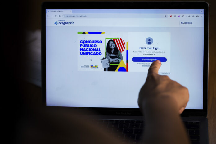 cnu:-mgi-anuncia-novo-cronograma-do-“enem-dos-concursos”.-confira