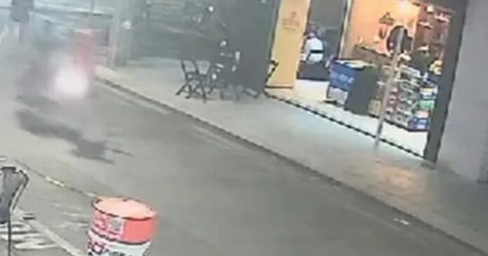 video:-jovem-e-atropelado-por-motocicleta-no-interior-da-bahia