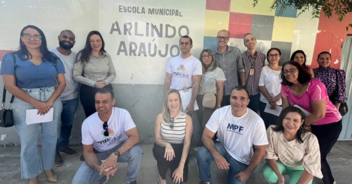 mpf-visita-escolas-publicas-na-regiao-do-velho-chico-para-avaliar-educacao-basica
