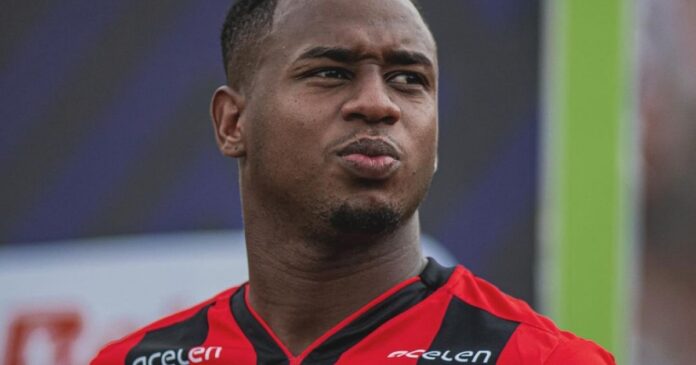 “nao-sou-obrigado-a-relaciona-lo”,-diz-carpini-sobre-ausencia-de-dudu-em-vitoria-x-botafogo