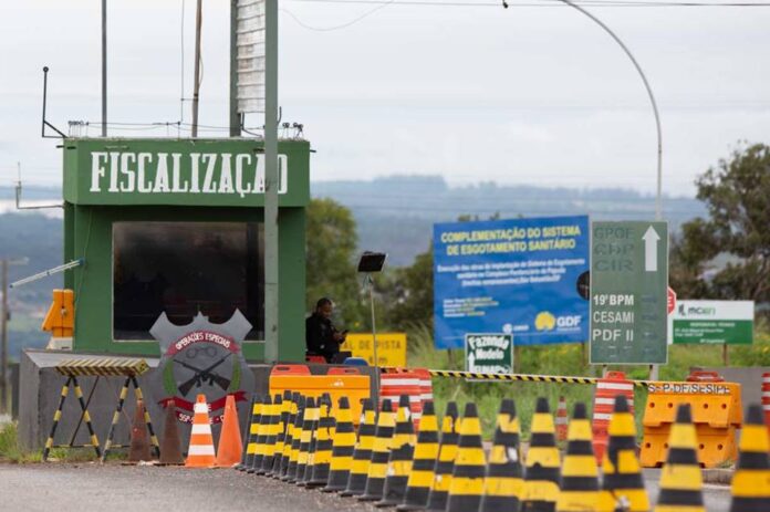 policial-penal-do-comboio-do-cao-extorquia-parentes-de-presos-no-df