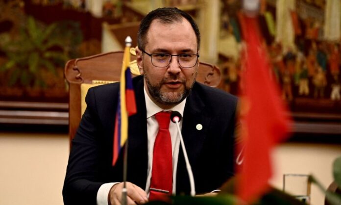 venezuela-reune-embaixadores-para-denunciar-‘planos-violentos’-que-ameaca-eleicoes