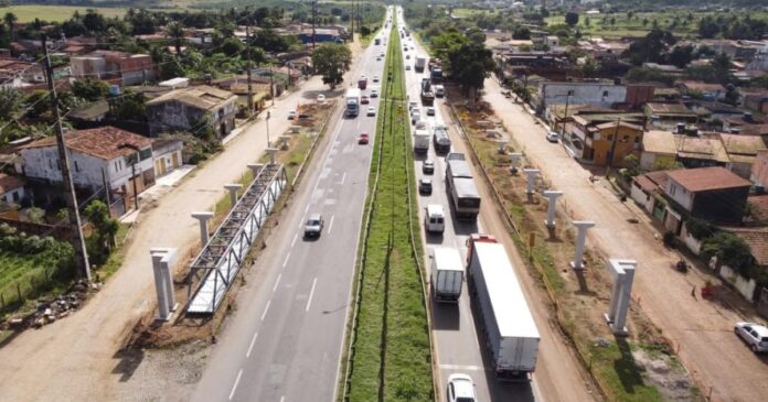 mpf-vai-investigar-viabahia-por-obra-de-recuperacao-de-passarela-na-br-324-que-ja-dura-6-meses