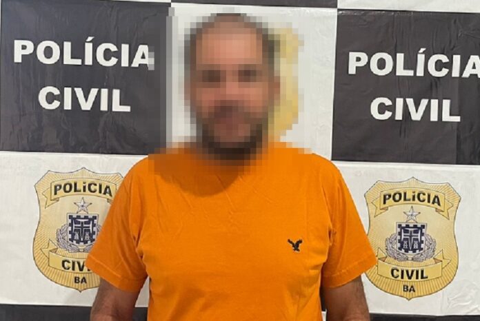 deam-cumpre-mandado-e-prende-acusado-de-abusar-de-crianca-de-05-anos-em-teixeira-de-freitas