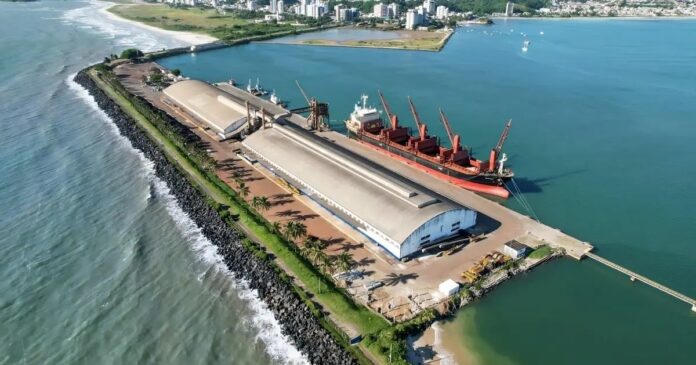 acordo-de-cooperacao-tecnica-tratara-de-potencial-economico-do-mar-baiano