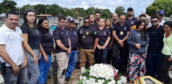 despedida-emocionante-marca-sepultamento-de-“chicao-do-iml”-em-teixeira-de-freitas