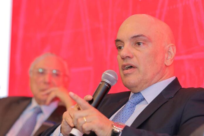moraes-sugere-criar-instituicao-para-resolver-conflitos-on-line