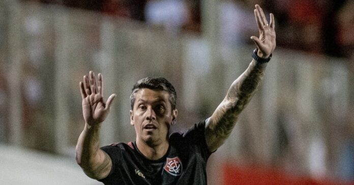 carpini-destaca-estreia-dos-reforcos-como-ponto-chave-da-vitoria-sobre-o-palmeiras
