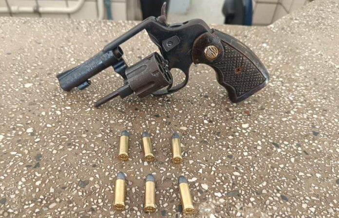 itamaraju:-suspeito-e-detido-apos-disparos-e-ameacas-em-area-rural-de-vila-uniao