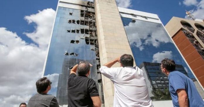 “isso-nao-e-uma-derrota-para-nos”,-diz-presidente-da-oab-apos-incendio-em-brasilia