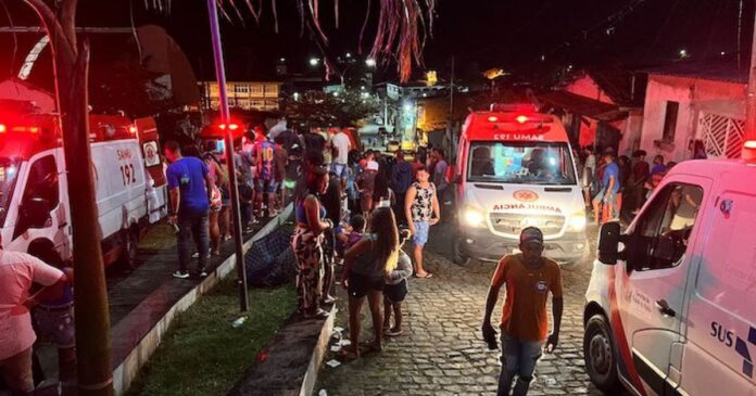 carro-desgovernado-desce-ladeira-e-atropela-quatro-pessoas-no-sudoeste-baiano