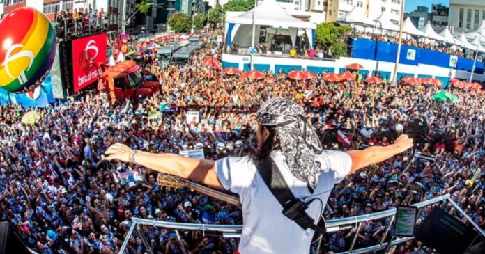 salvador-ja-tem-12-blocos-com-vendas-abertas-para-o-carnaval-de-2025;-confira