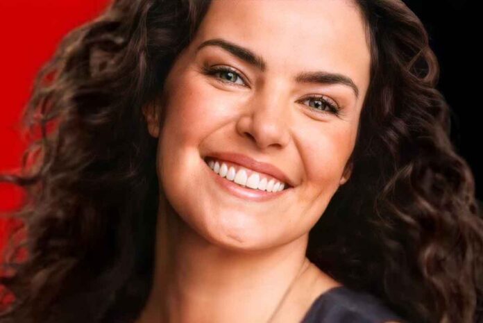 ana-paula-arosio-ressurge-irreconhecivel-e-esta-assim-aos-49-anos