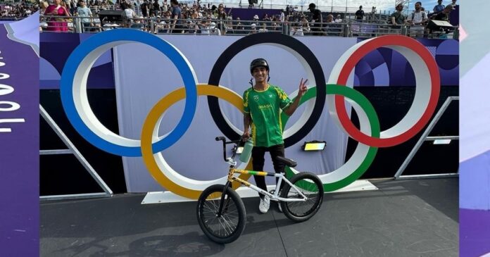 paris-2024:-gustavo-“bala-loka”-se-garante-na-final-do-ciclismo-bmx