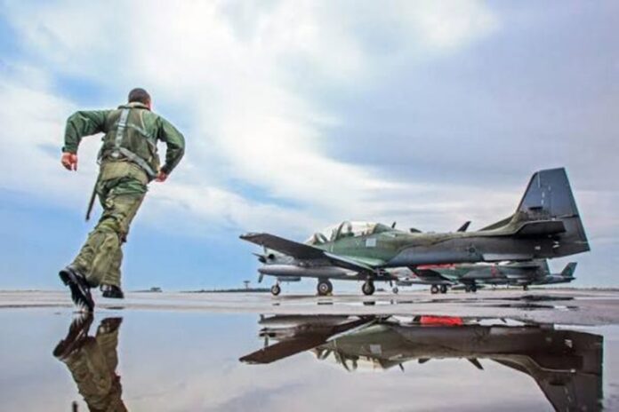 forca-aerea-brasileira-atira-e-intercepta-aviao-com-drogas-no-amazonas