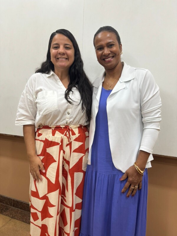 Rowenna e Keliane Fontoura