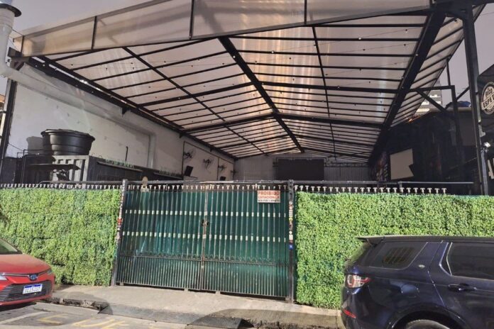 grupo-tentou-atear-fogo-em-bar-de-dono-de-porsche-que-matou-motoboy