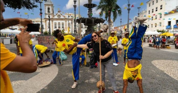 numero-de-turistas-internacionais-na-bahia-aumenta-34,19%-no-primeiro-semestre-de-2024