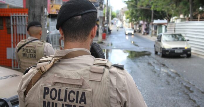 policial-militar-fica-ferido-em-tiroteio-no-bairro-de-valeria,-em-salvador