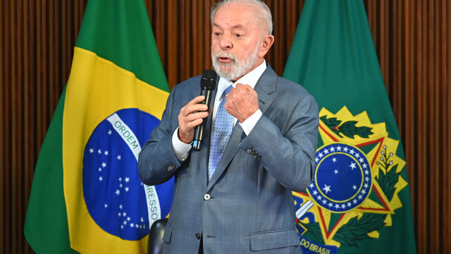 lula-diz-nao-estar-pensando-em-troca-de-ministros-do-governo:-‘time-esta-ganhando’