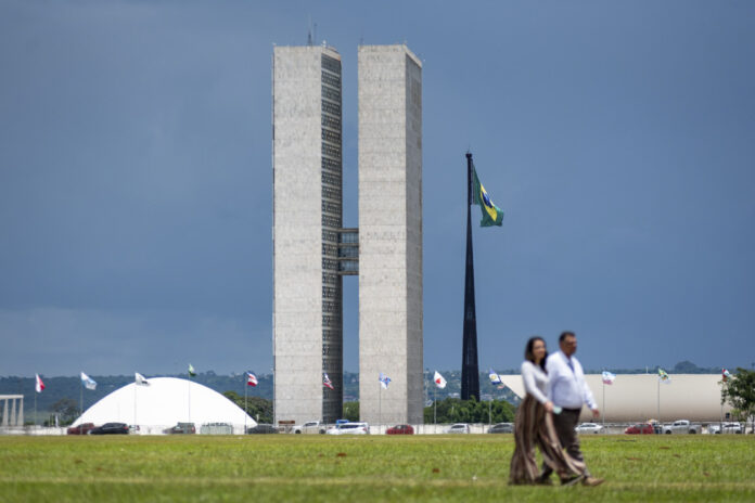 o-livro-de-bruno-carazza-(por-ricardo-guedes)