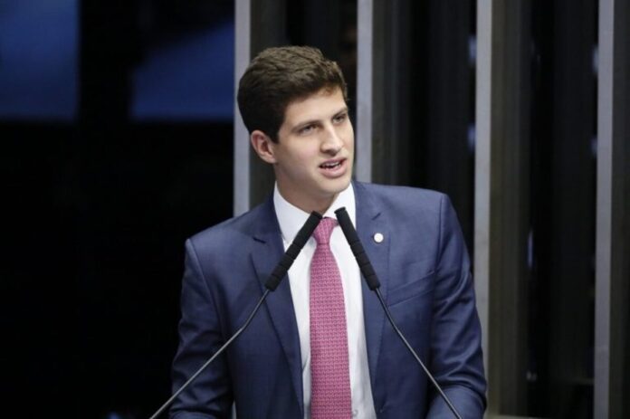 eleicoes:-patrimonio-de-joao-campos-cresce-10-vezes-em-4-anos