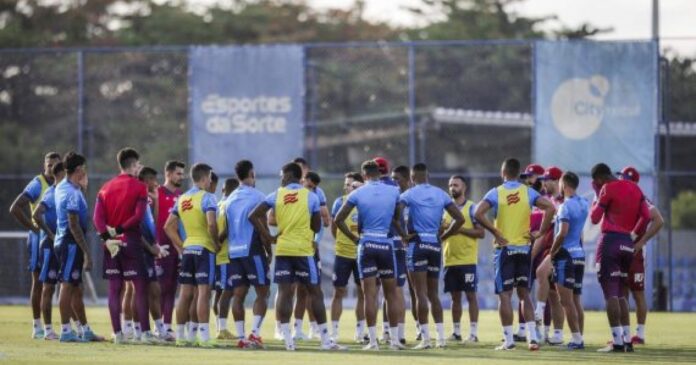 em-tarde-marcada-por-ausencias,-bahia-inicia-“semana-gremio”-no-ct-evaristo-de-macedo