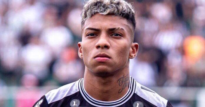 vitoria-explica-oficialmente-negociacao-envolvendo-alisson-santos,-emprestado-ao-figueirense