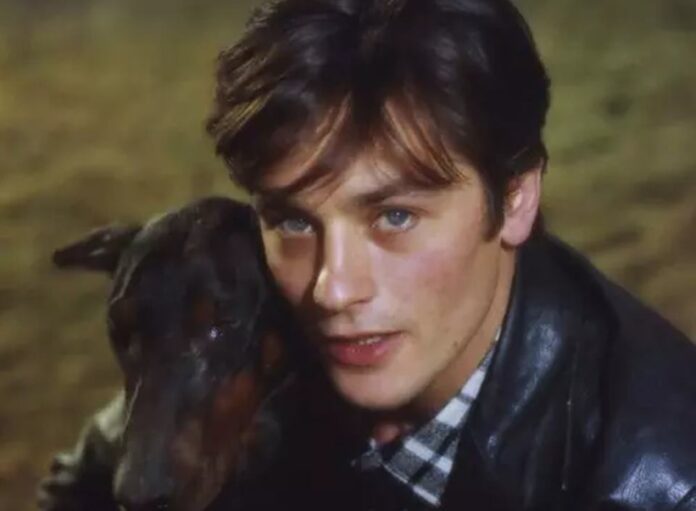 alain-delon-era-tao-bonito-que-o-seu-nome-serve-para-apontar-o-feio